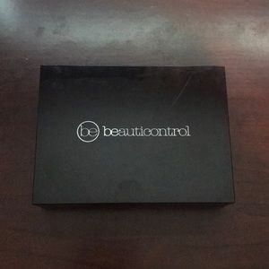 Beauti Control Makeup Pallet